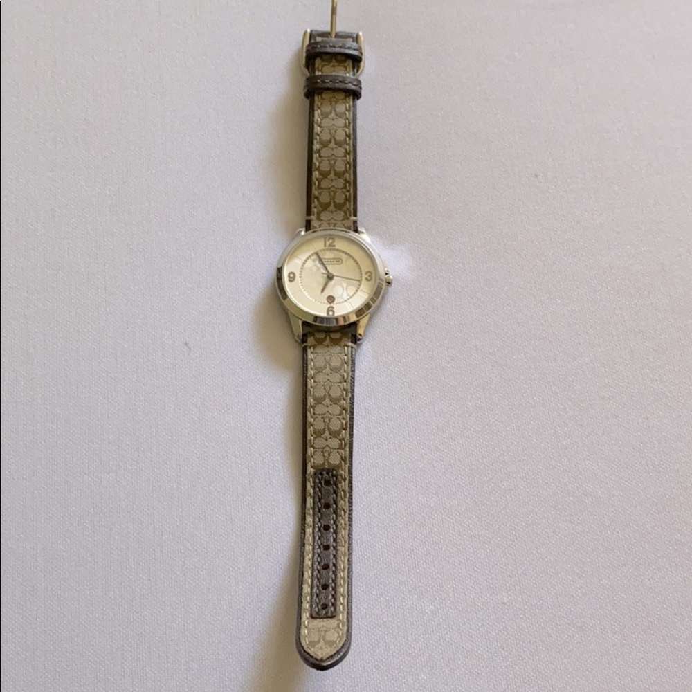 Coach brown signature fabric logo watch